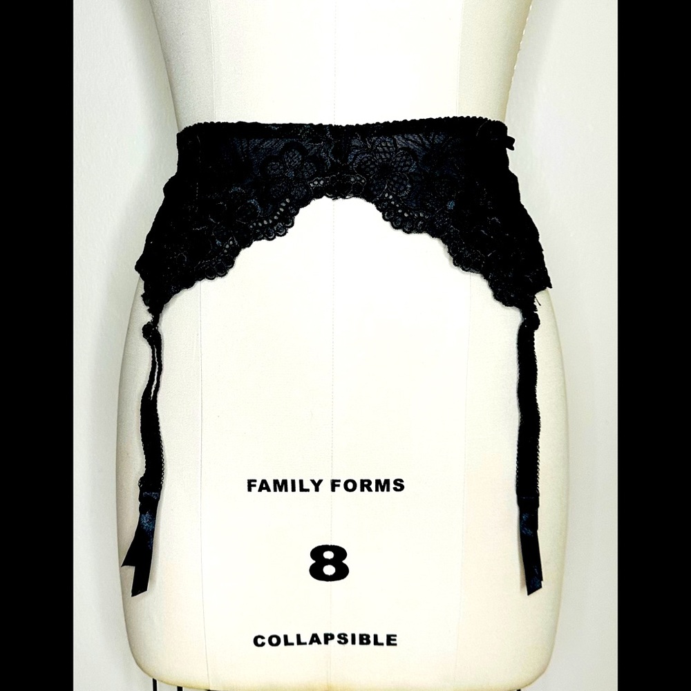 Black Lace Garter Belt